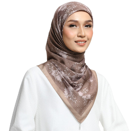 NUSANTARA IN SQ NUTMEG BROWN